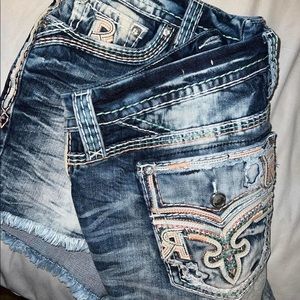 New shorts , bought but never worn.